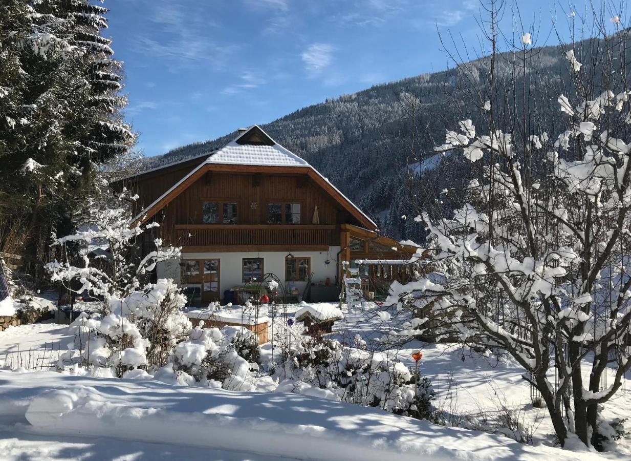 Haus Lindenkreuz Lägenhet Bad Kleinkirchheim Exteriör bild