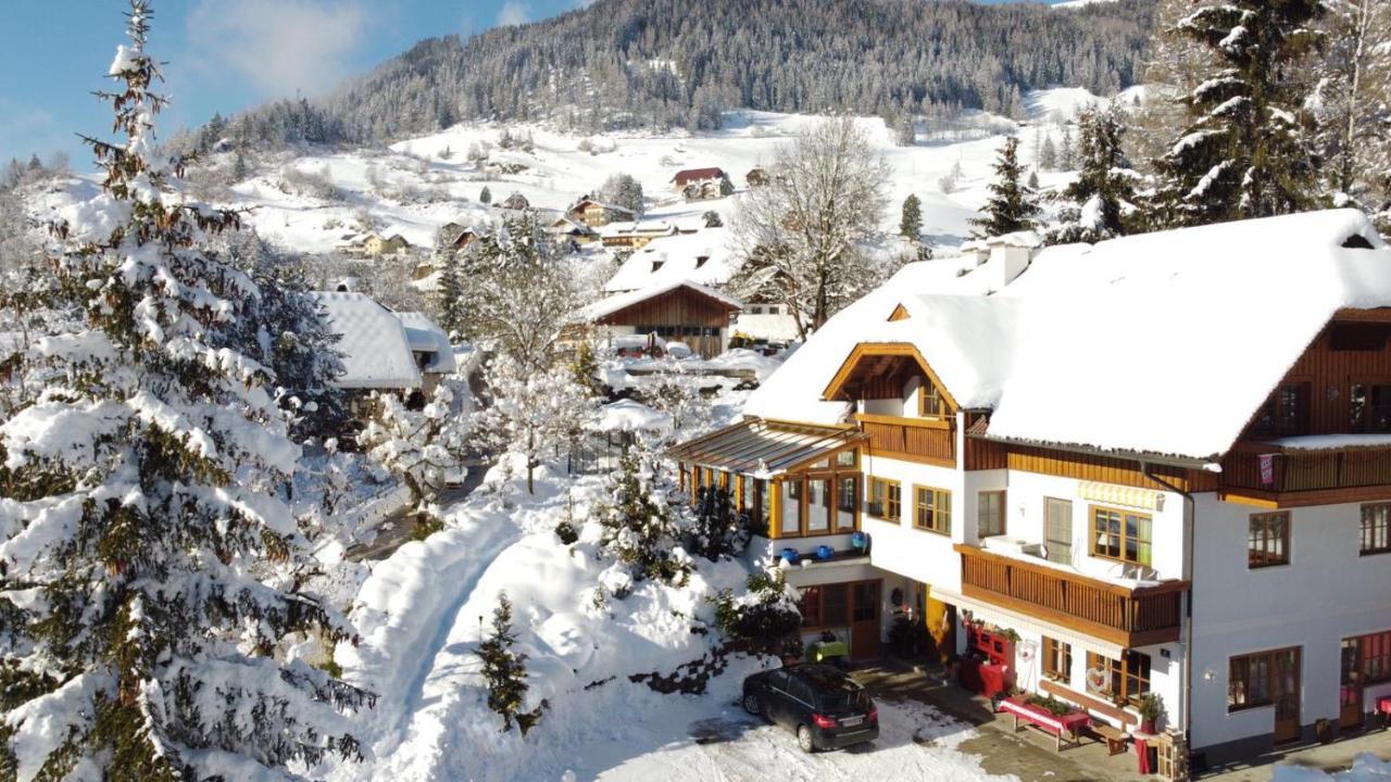 Haus Lindenkreuz Lägenhet Bad Kleinkirchheim Exteriör bild