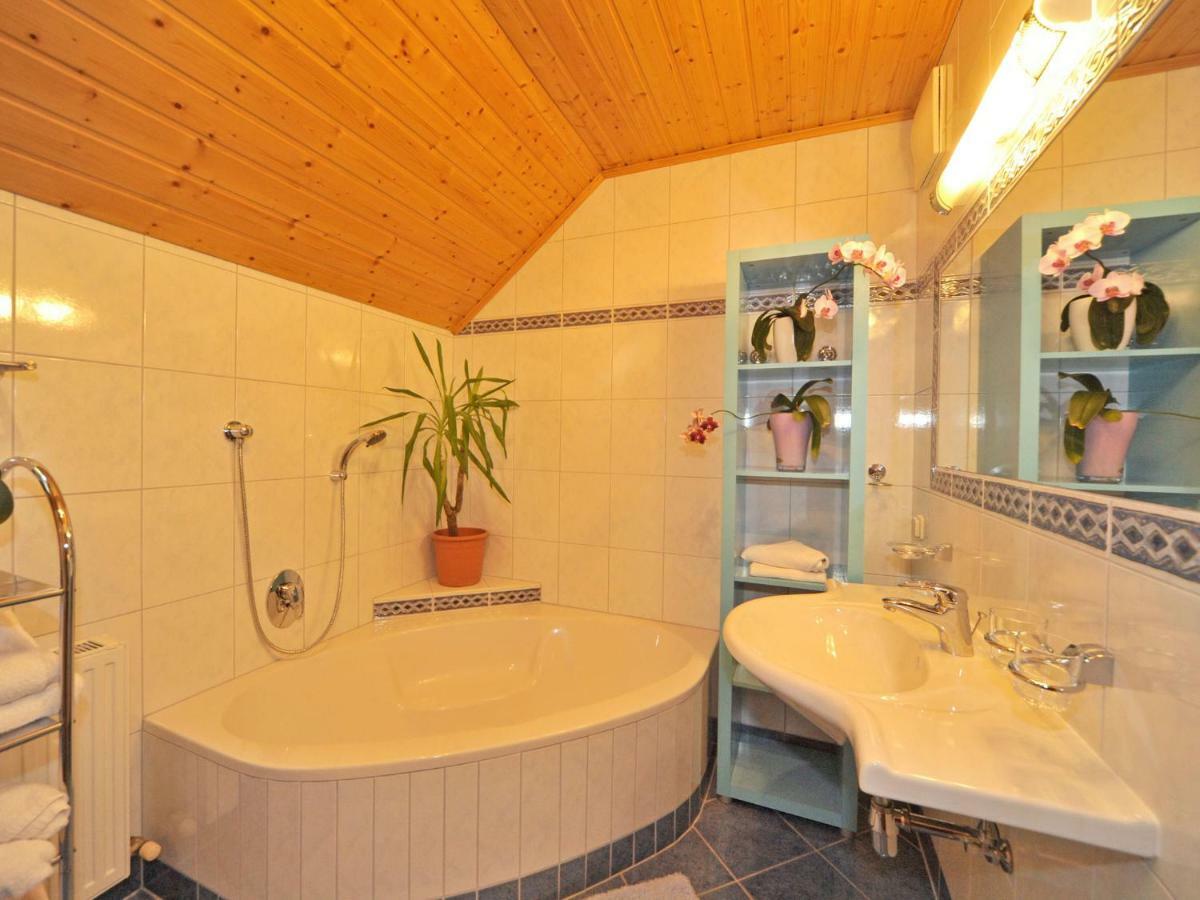 Haus Lindenkreuz Lägenhet Bad Kleinkirchheim Exteriör bild